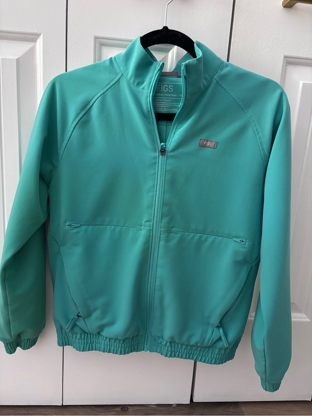 Figs Women's Teal Full-Zip Jacket